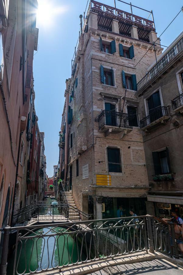 La Finestra Sulle Beccarie Hotel Venice Exterior photo